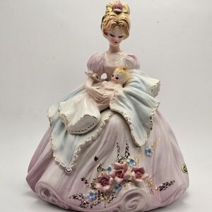 Elegant Porcelain Josef Originals Figurine